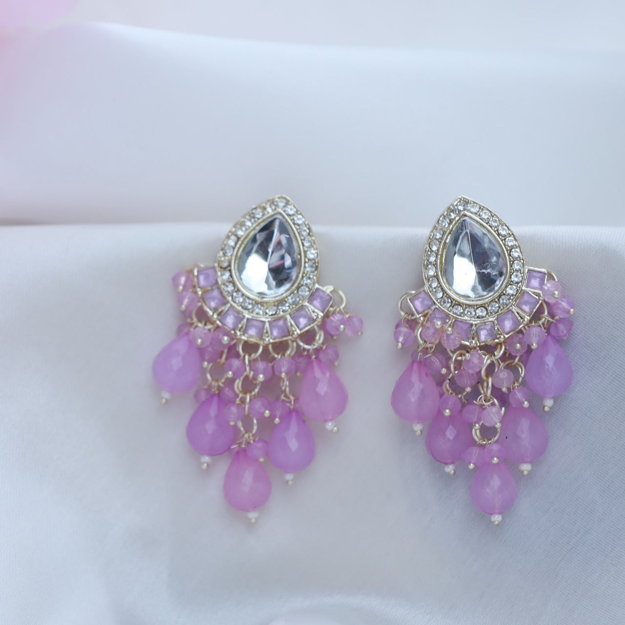 Lavender Amvi Dangler