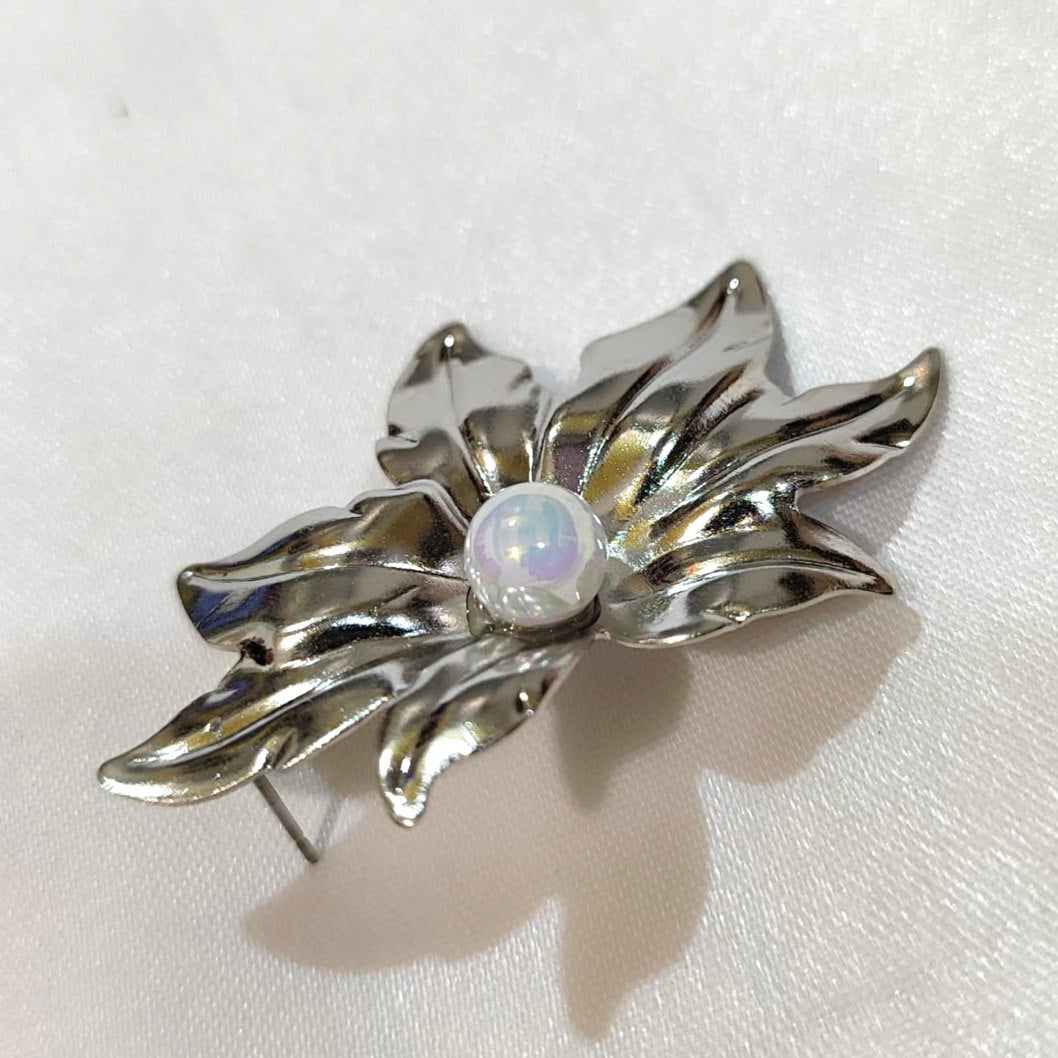 Silver Small Leaf Earrings