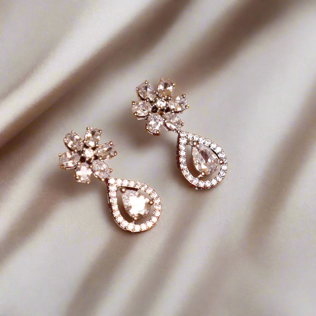 Silver Lia Drops Earrings