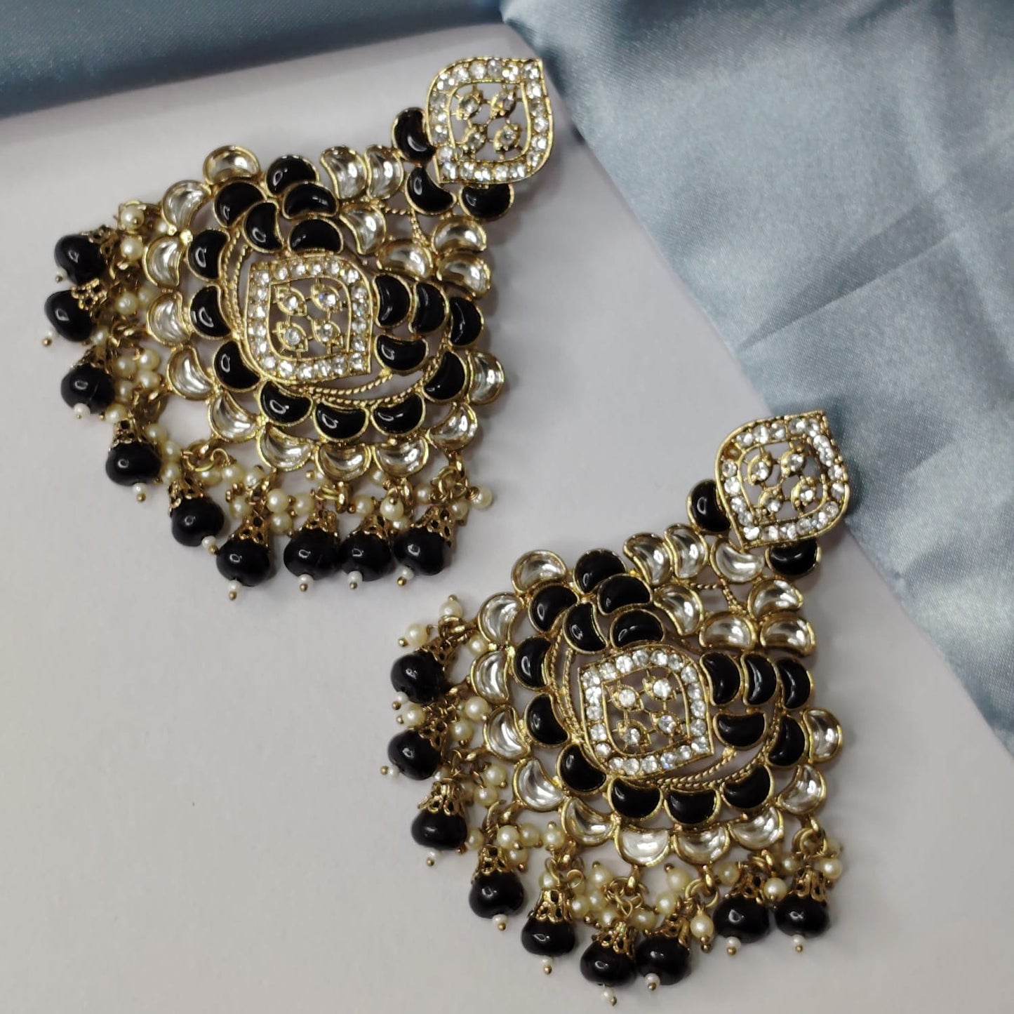 Black Abha Chandbalis