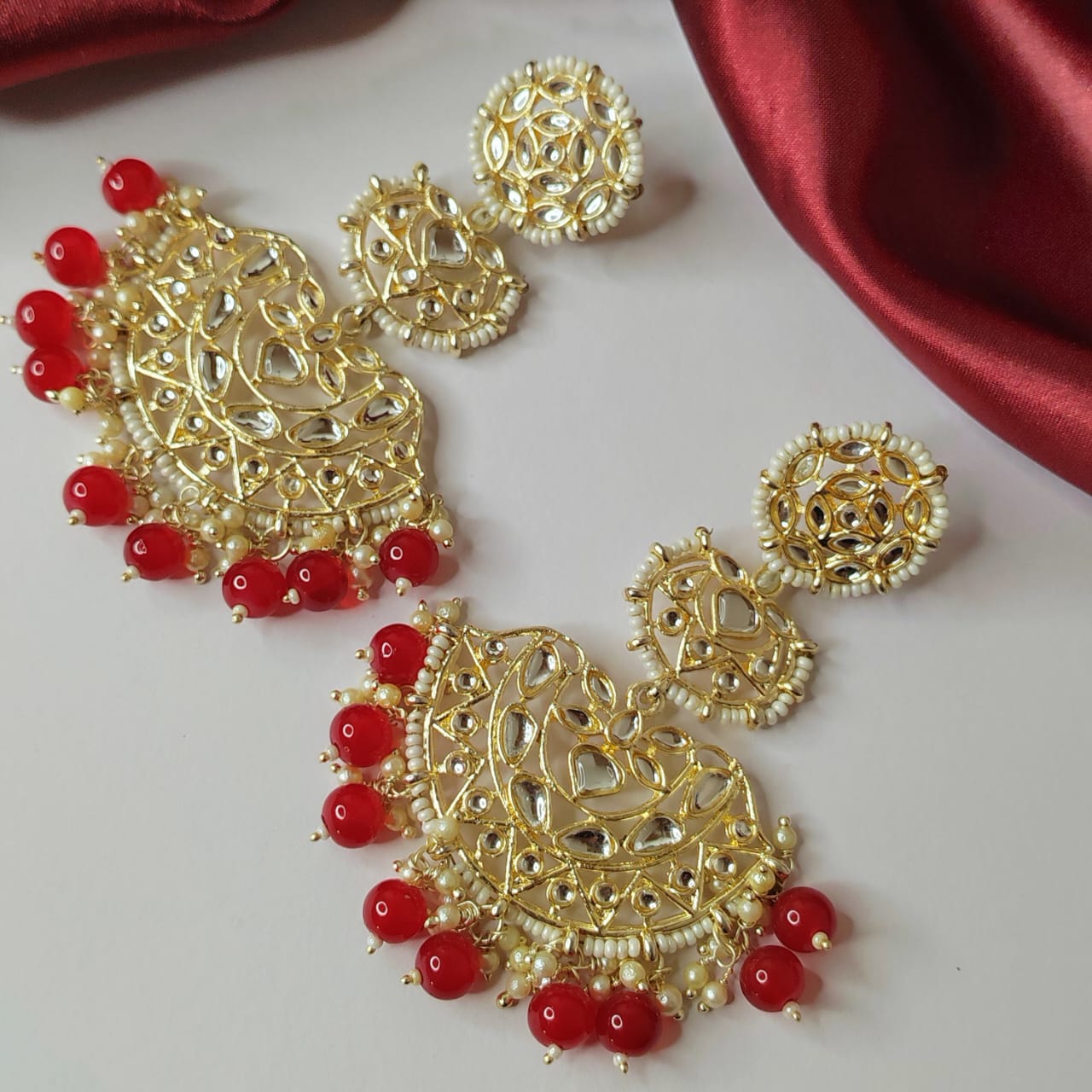 Red Lovish Chandbalis