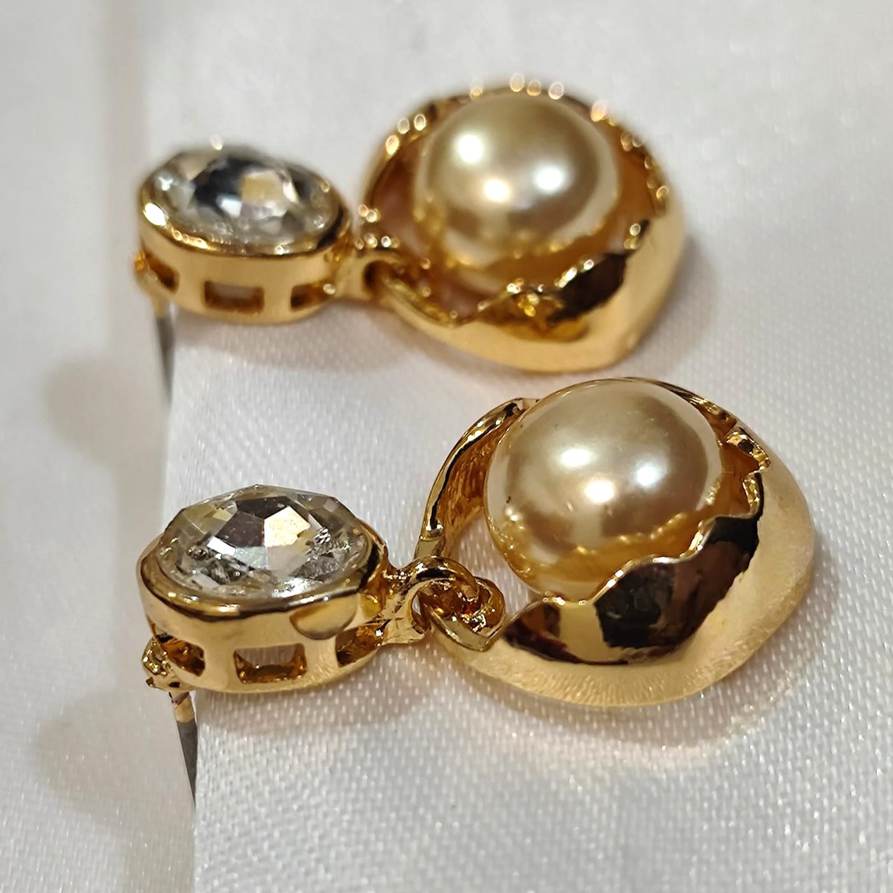 Gold Ammy Earrings