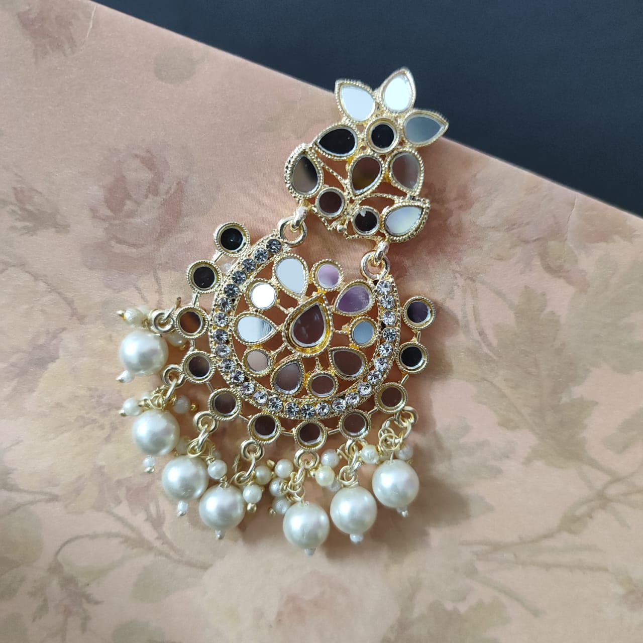 Ivory Aruna2 Earrings